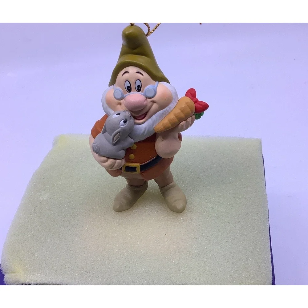 Disney Grolier Doc From Snow White President's Edition Collectible Ornament